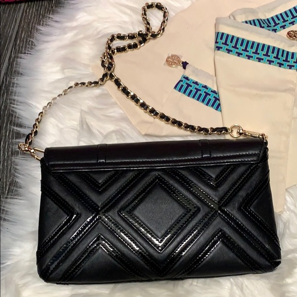 ❌SOLD❌ Tory Burch
Alexa Quilted Clutch - Picture 3 of 10